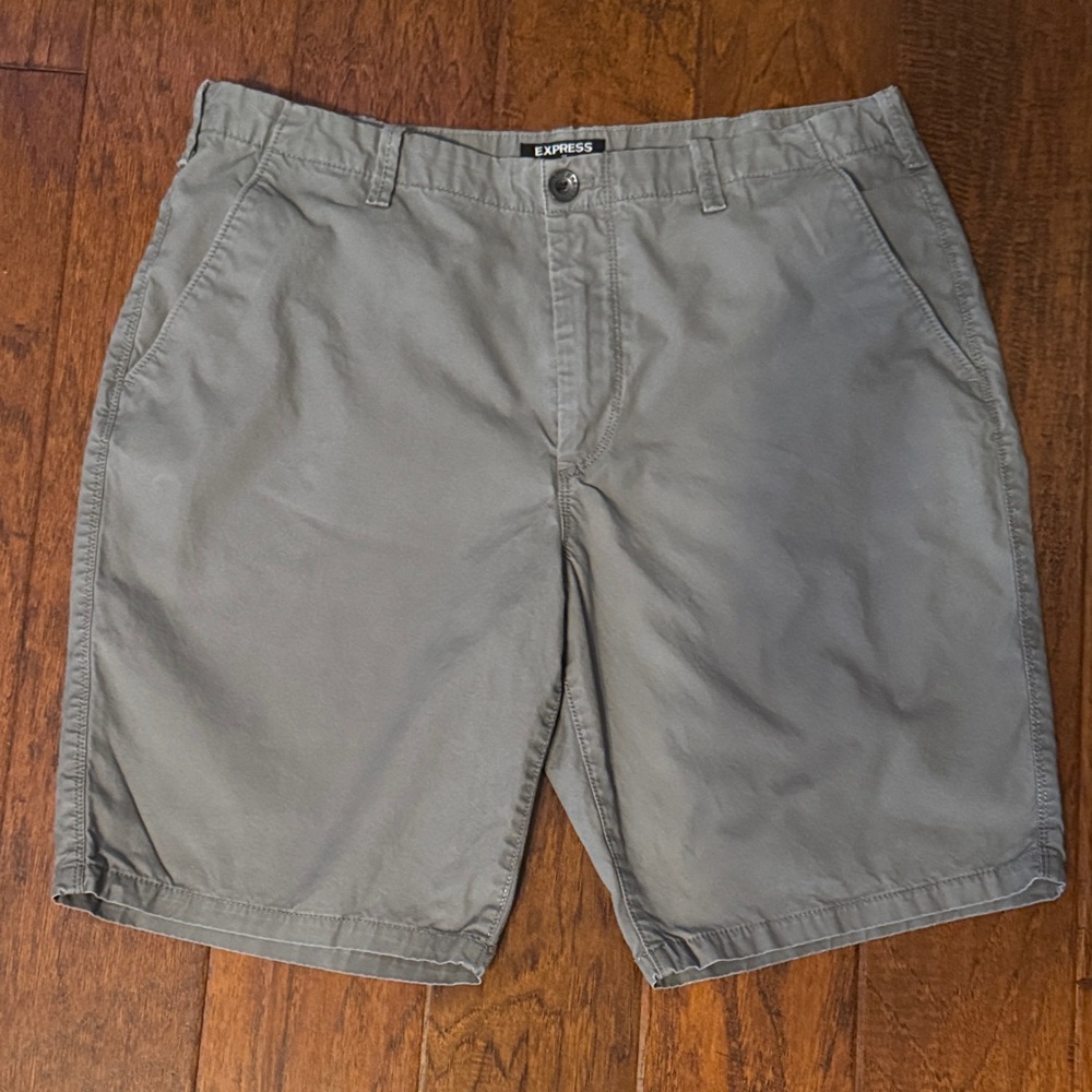Express men’s shorts